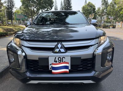 Mitsubishi Triton 2019 Xám