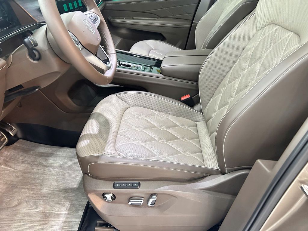 Viloran 2024 Luxury 13.500km Full Đồ Chơi Zin 100%. Mua bán Ô tô tại Quận 7 Tp Hồ Chí Minh được đăng bởi Tuấn Sài Gòn Car Auto hình 7