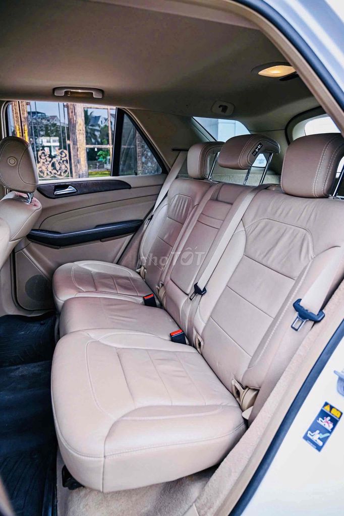 Mer ML 400 2014 một chủ. Mua bán Ô tô tại Quận Hoàng Mai Hà Nội được đăng bởi Phạm quang đồng hình 21