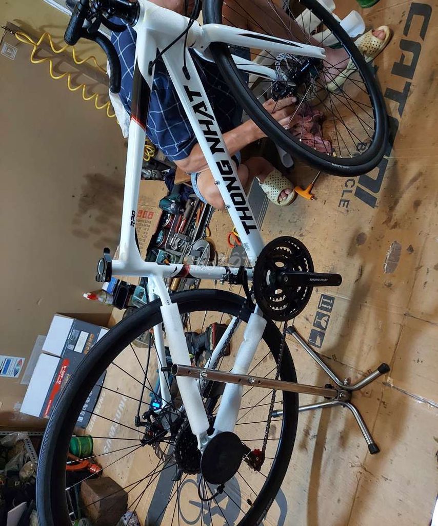 Màu trắng  ĐẸP SANG CUỘC THỂ THAO THỐNG NHẤT 586. Mua bán Xe đạp tại Quận Cái Răng Cần Thơ được đăng bởi Nguyễn Nhung hình 6