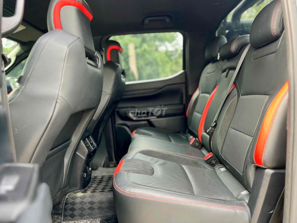 Ford Raptor 2024 Đen 27000 km. Mua bán Ô tô tại Quận Long Biên Hà Nội được đăng bởi Lâm quốc bảo hình 11