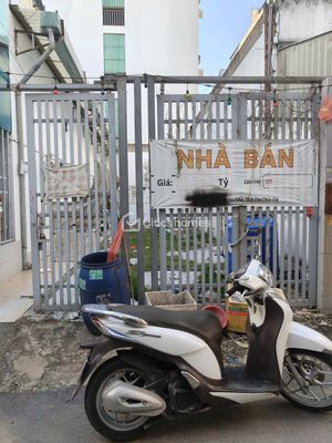 Plot of land 80 m² · Đường Lò Lu