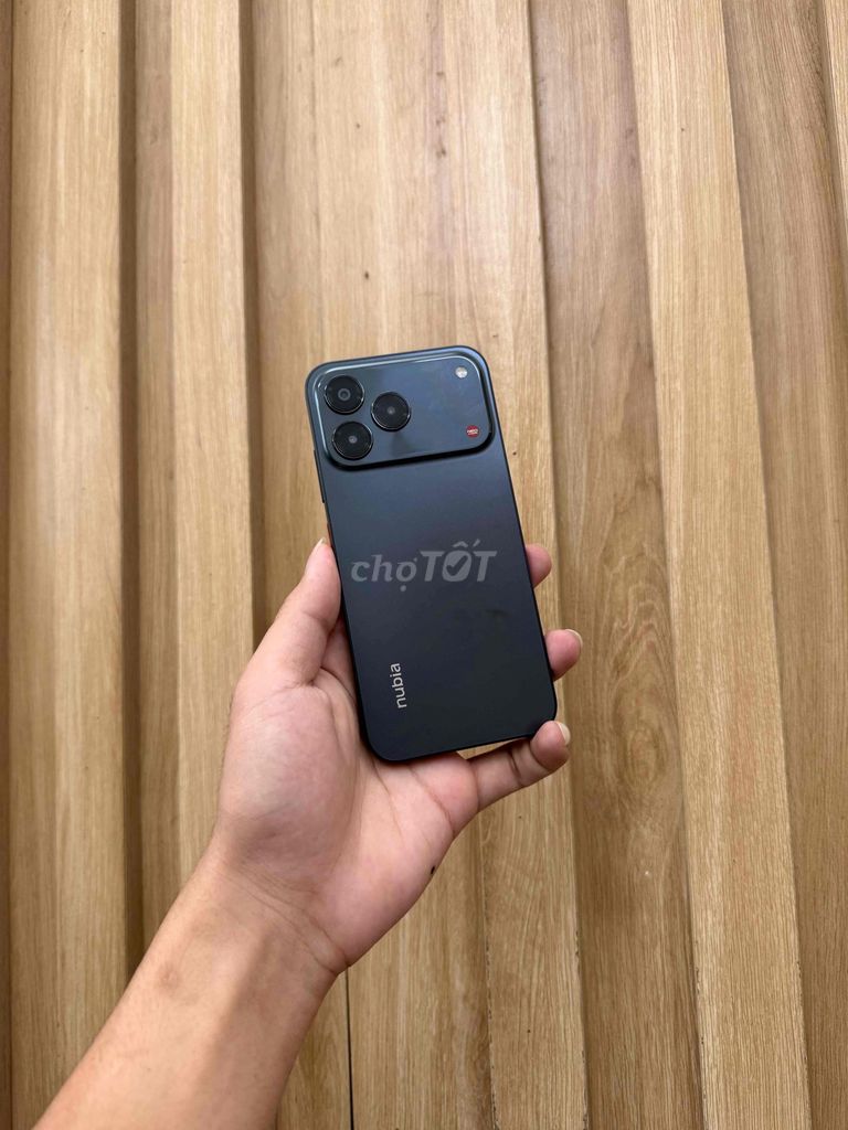 Nubia V80 128GB Đen Like New. Mua bán Điện thoại tại Quận Đống Đa Hà Nội được đăng bởi  Đức Mobile hình 1