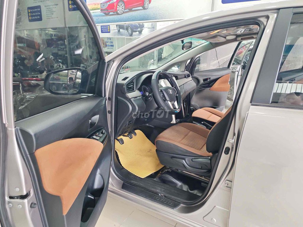 Toyota Innova E 2020 137000 km. Mua bán Ô tô tại Quận 12 Tp Hồ Chí Minh được đăng bởi Salon Ô tô Hoàng Minh Phát hình 7
