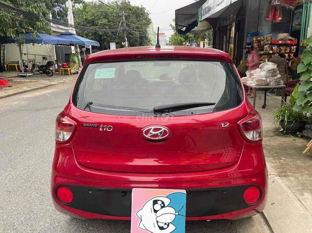Hyundai Grand i10 2019 автомат красный