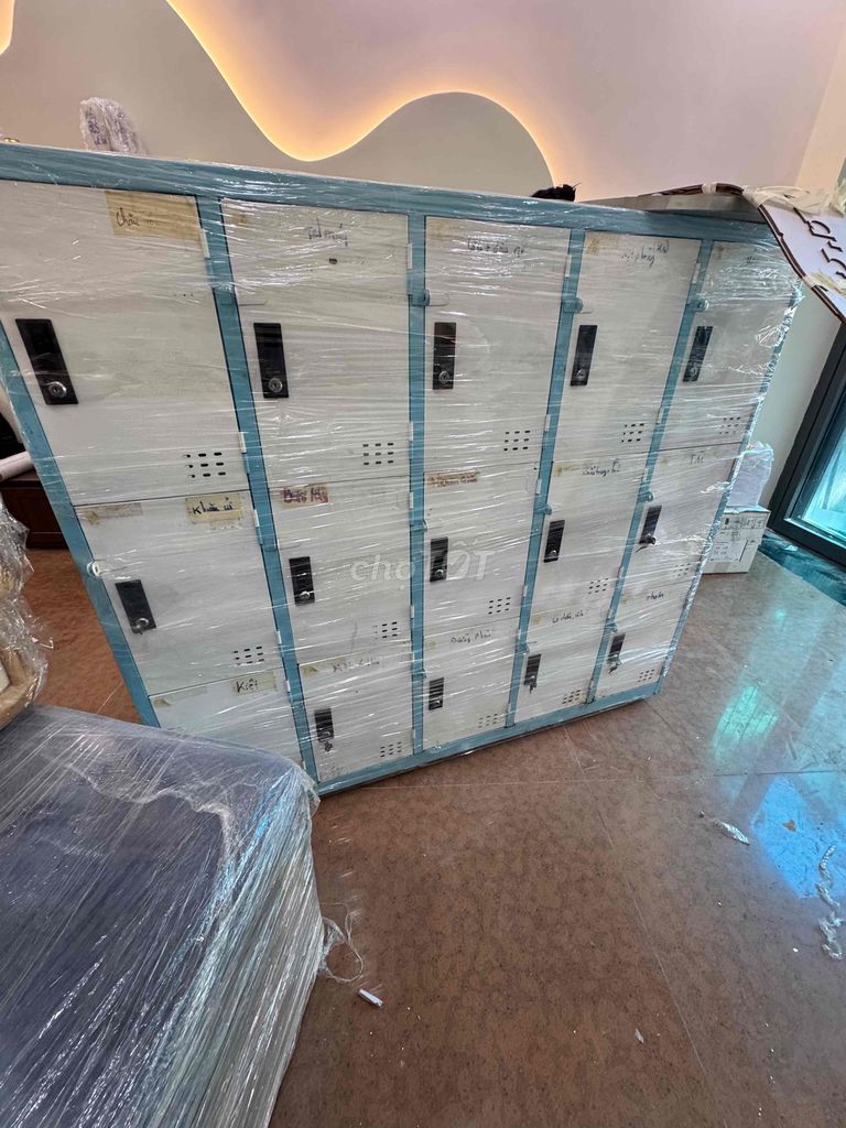 Tủ locker Sắt Trắng, xanh Văn phòng, trường học. Mua bán Đồ dùng văn phòng tại Thành phố Thủ Đức Tp Hồ Chí Minh được đăng bởi Vân hình 1