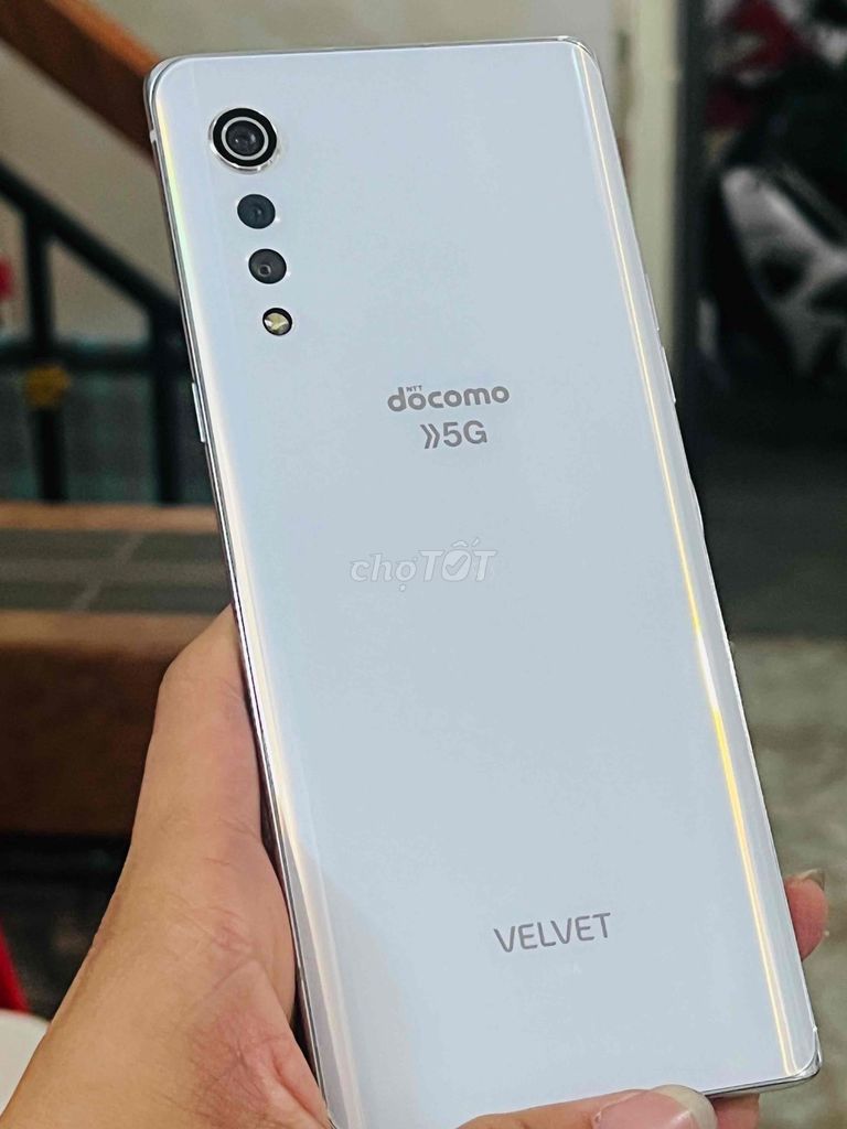 LG Velvet 128GB Trắng. Mua bán Điện thoại tại Quận 10 Tp Hồ Chí Minh được đăng bởi Jun hình 1