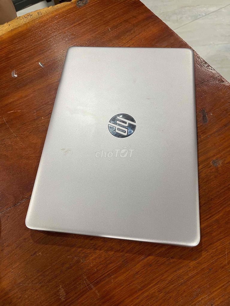 HP 240 G8 i3-1005G1 14 inch 8GB/256GB. Mua bán Laptop tại Quận Bình Tân Tp Hồ Chí Minh được đăng bởi Rin Lee hình 1