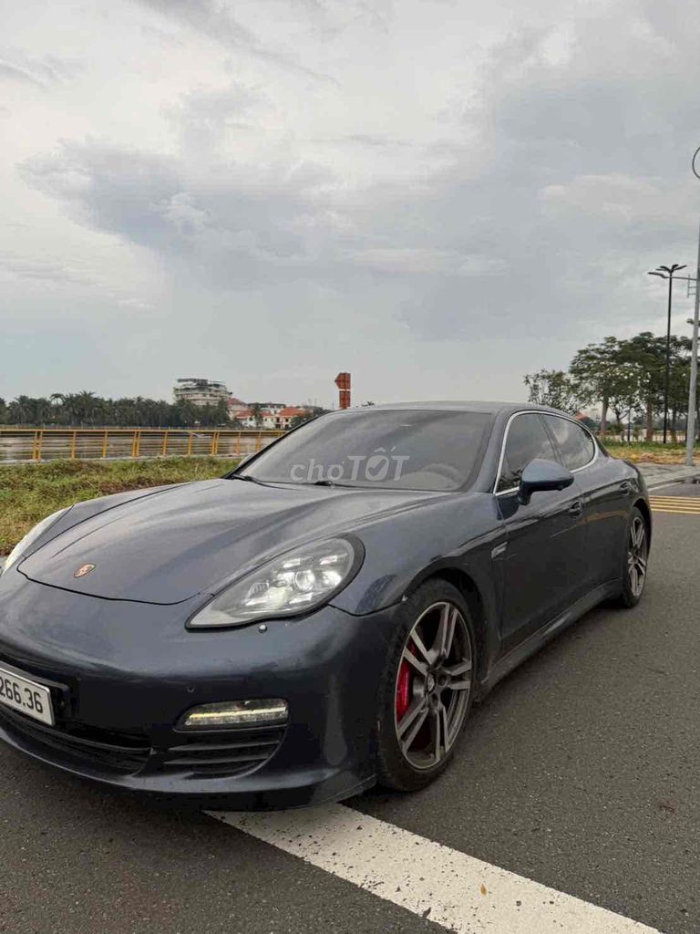 Porsche Cayenne 2010 Turbo - 65000 km. Mua bán Ô tô tại Thành phố Thủ Đức Tp Hồ Chí Minh được đăng bởi Ngọc Tài hình 2