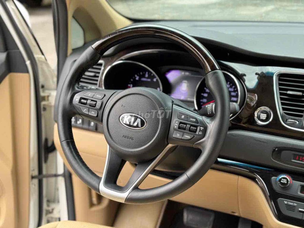 Kia Sedona 2019 2.2 DAT Luxury - 87000 km. Mua bán Ô tô tại Quận 12 Tp Hồ Chí Minh được đăng bởi Nam Trường  hình 9
