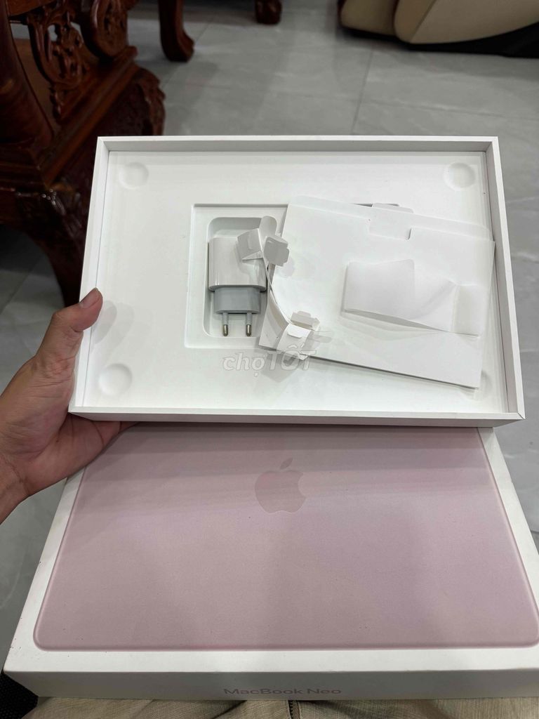 MacBook 13 A18pro hồng mới mua 1tuần. Mua bán Laptop tại Thành phố Dĩ An Bình Dương được đăng bởi Duy Hùng 99 hình 1