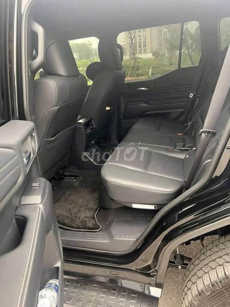 Toyota LandCruiser LC250 sx2024. Mua bán Ô tô tại Quận Cầu Giấy Hà Nội được đăng bởi Hoàng Minh hình 5