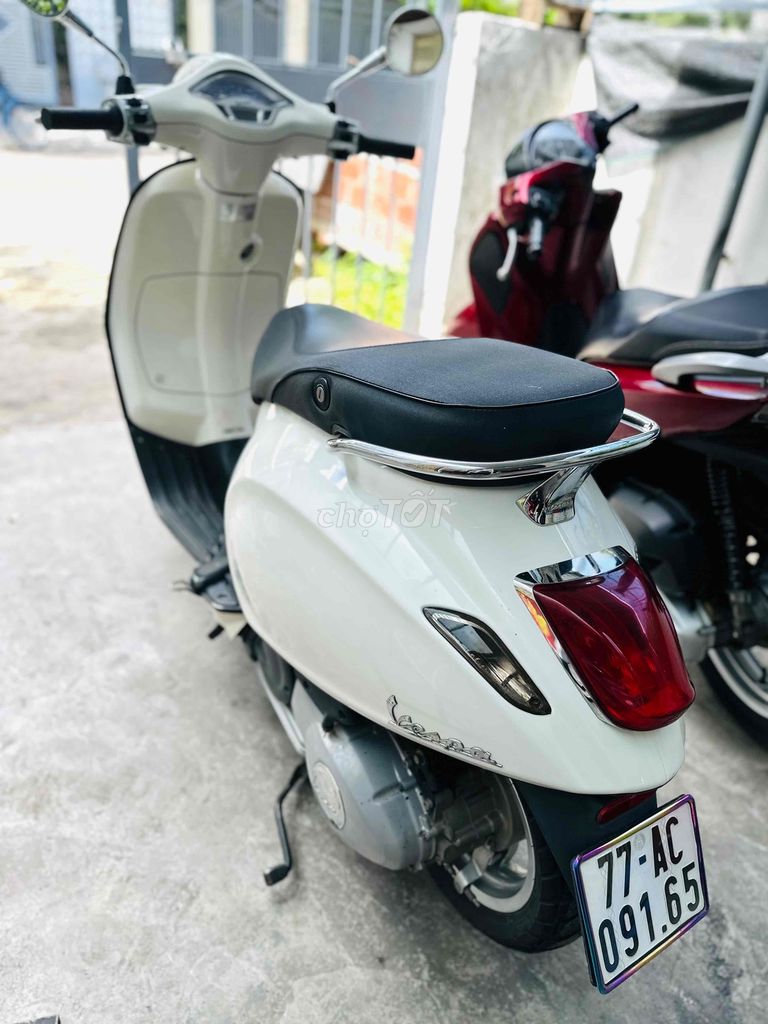 Vespa 2014. Mua bán Xe máy tại Huyện Tuy Phước Bình Định được đăng bởi Nguyễn Văn Nghĩa hình 3