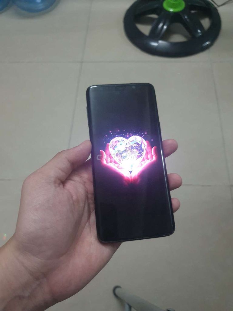 Samsung S9 nhỏ gọn xài ham, giá rẻ em cần bán. Mua bán Điện thoại tại Quận Bình Thạnh Tp Hồ Chí Minh được đăng bởi Điện thoại SAMPHONE hình 1