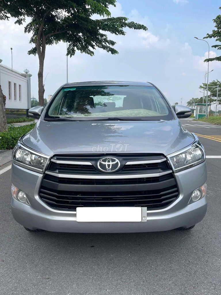 Toyota Innova 2.0E MT 2017