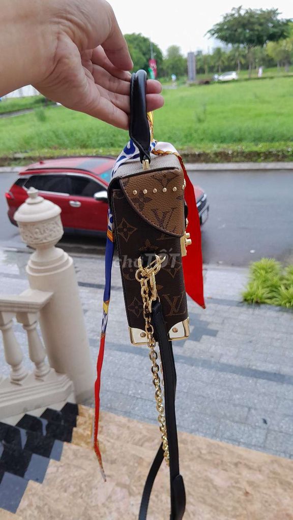 Túi cốp lv 2hand t26 mới 95%. Mua bán Túi xách tại Thành phố Thủ Đức Tp Hồ Chí Minh được đăng bởi Giày cũ Mỹ Thái hình 3