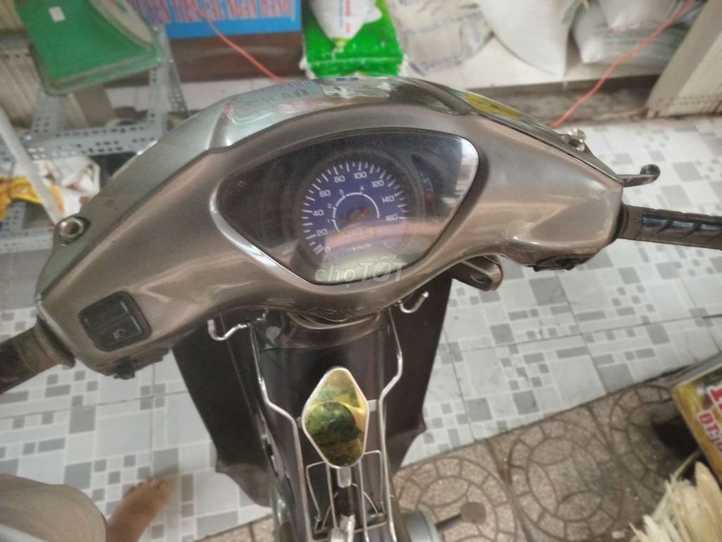 HonDa Future 1 Nhật Đời 2001. Xe Liền Lạc.. Mua bán Xe máy tại Quận Ô Môn Cần Thơ được đăng bởi Long  hình 5