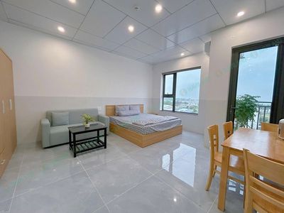 Studio ban công 40m2 sát biển Mỹ Khê, sạch đẹp full nội thất