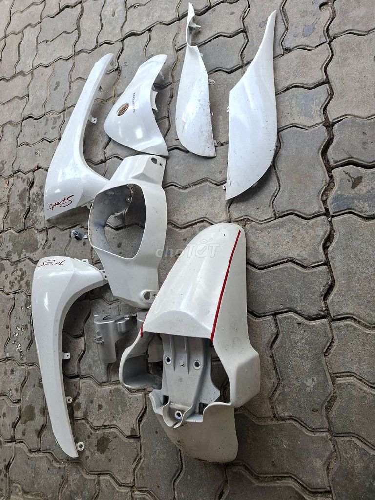 Phụ tùng Honda SH Mode Trắng. Mua bán Phụ tùng xe tại Quận Cẩm Lệ Đà Nẵng được đăng bởi Kỳ hình 2