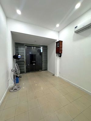 MẶT BẰNG KD TRUNG TÂM Q3. Cho thuê văn phòng, mặt bằng kinh doanh tại Quận 3 Tp Hồ Chí Minh được đăng bởi Anh Huy