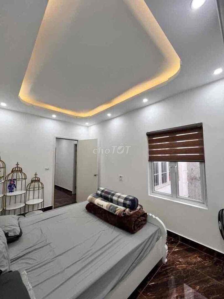 BÁN NHÀ 9 TỶ - 73M2 - BƯỞI - NGÕ THÔNG ĐÀO TẤN - NHÀ ĐẸP 4 NGỦ- FULL N