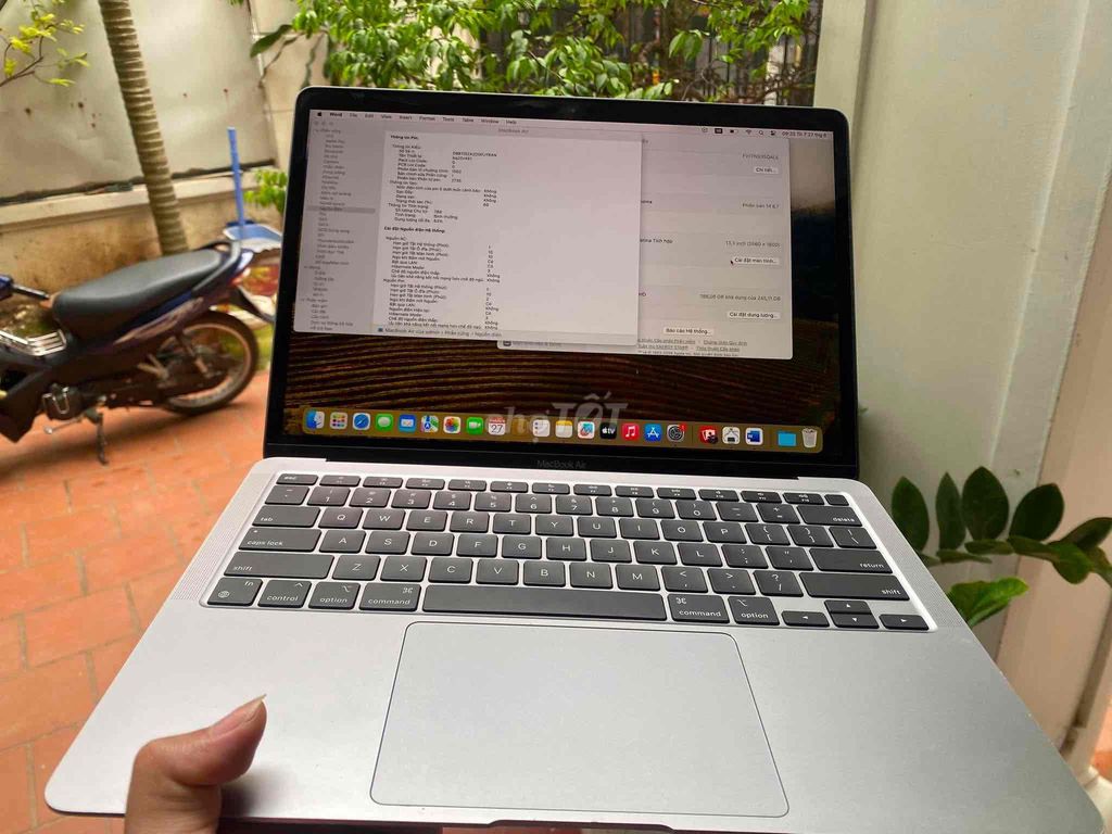 Apple MacBook Air M1 8GB/256GB Bạc Mỹ Like New. Mua bán Laptop tại Quận Cầu Giấy Hà Nội được đăng bởi Minh Khuê hình 1