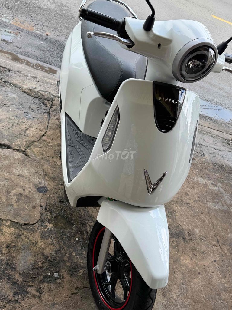 Электроскутер VinFast Evo Gran Белый 3000 км