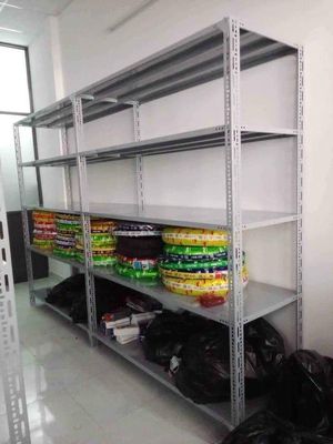 Giá sắt vlo đa năng, giá để đồ, giá kệ hàng. Mua bán Đồ chuyên dụng, Giống nuôi trồng tại Quận Hoàng Mai Hà Nội được đăng bởi Hoang Ha