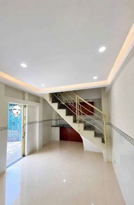 Аренда · 2 комн. · 33 м² · Quận Tân Bình, ул. Đường Đồng Xoài