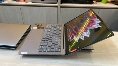 Lenovo Yoga Slim 7 Ultra 7 155H 32GB/1TB Màn Oled
