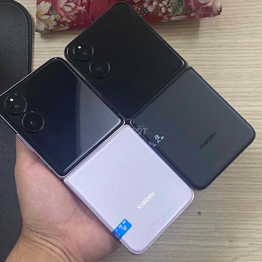 Xiaomi Mix Flip zin đẹp chip snap 8 gen 3 góp 0đ. Mua bán Điện thoại tại Quận Hải Châu Đà Nẵng được đăng bởi Điện Thoại Đà Nẵng  hình 1