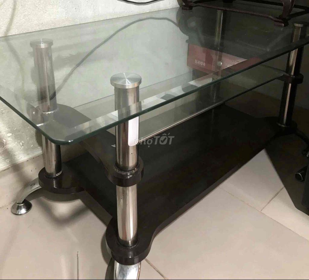 Bàn trà Kính Gỗ Kim loại Hiện đại. Mua bán Bàn ghế tại Quận 6 Tp Hồ Chí Minh được đăng bởi Jayden hình 1