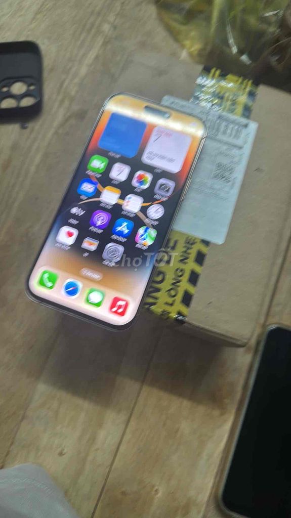 iPhone 16 Pro Max 256GB Chưa sử dụng. Mua bán Điện thoại tại Huyện Củ Chi Tp Hồ Chí Minh được đăng bởi lu hình 1