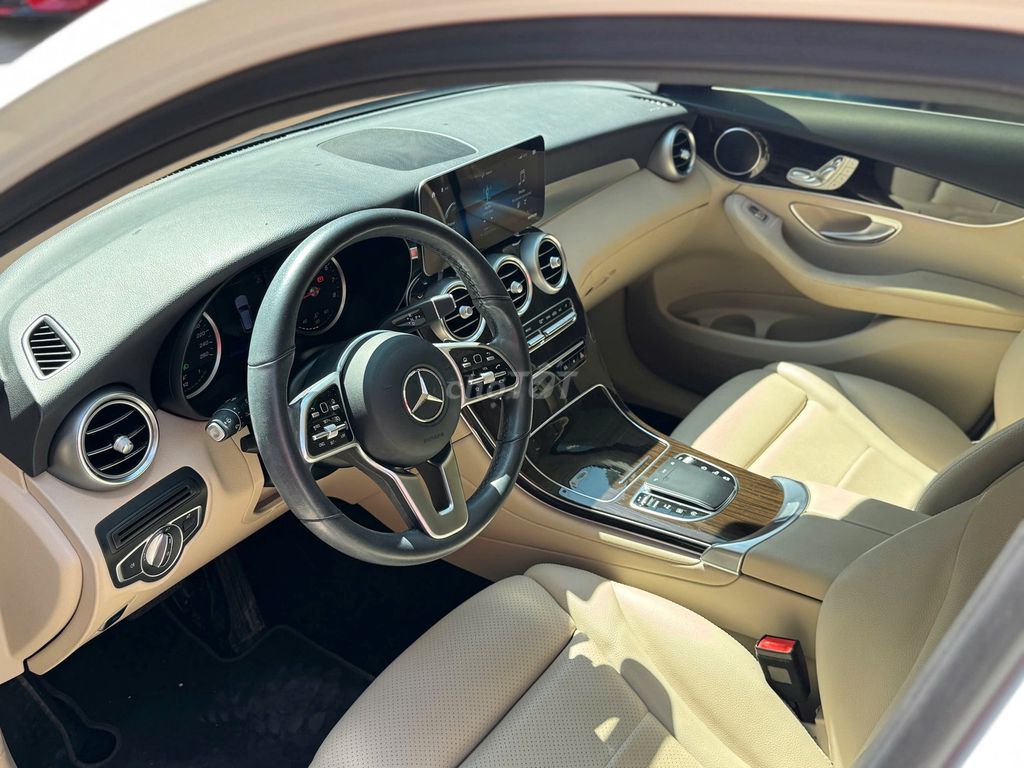 Mercedes Benz GLC200 2022 Siêu Mới. Mua bán Ô tô tại Quận Thanh Xuân Hà Nội được đăng bởi Nguyễn Tuấn Hoàng hình 6