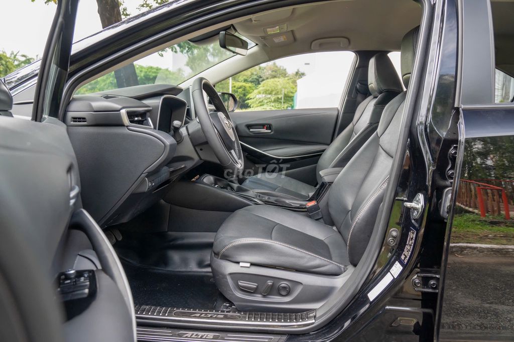 Toyota Corolla Altis 2022 1.8V - 65000 km. Mua bán Ô tô tại Quận 12 Tp Hồ Chí Minh được đăng bởi Duy Ng hình 11
