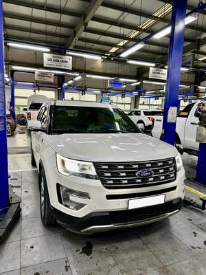 Ford Explorer 2.3Ecoboots Limited sản xuất 2016