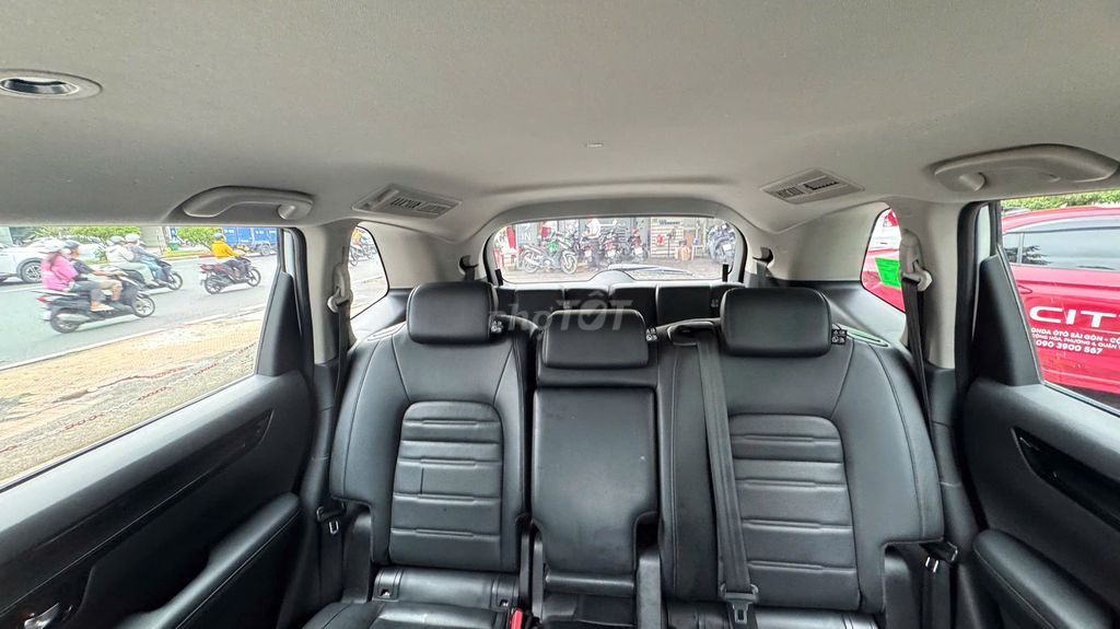 Honda CR V 2024 L - 42000 km, THƯƠNG LƯỢNG. Mua bán Ô tô tại Quận Tân Bình Tp Hồ Chí Minh được đăng bởi Nguyễn Ngọc Thùy Trang hình 2