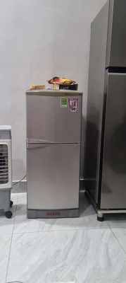 Dư 1 tủ Sanyo 110L cần thanh lý. Mua bán Tủ lạnh tại Quận Tân Phú Tp Hồ Chí Minh được đăng bởi Chí Tâm