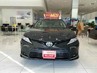 Toyota Camry 2.0 G đen 2022 giảm tiền mặt,30 tr PK