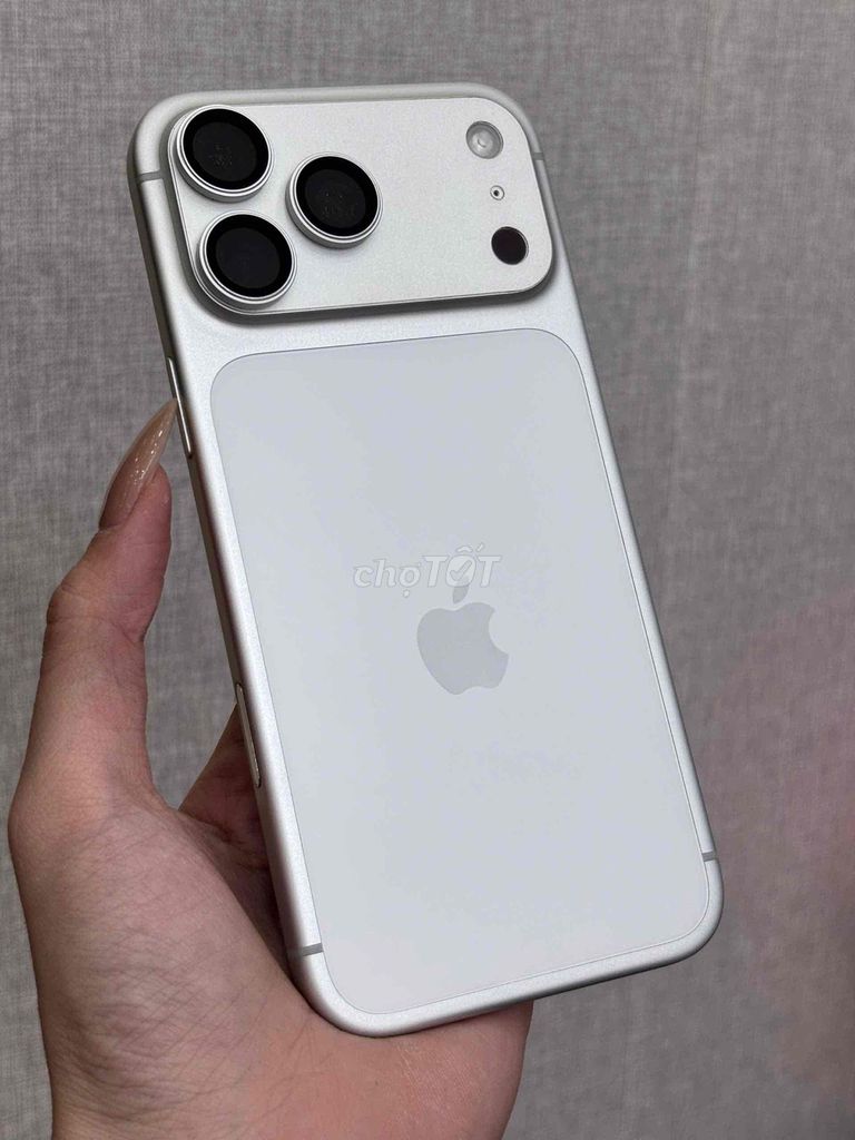 Apple iPhone 17 Pro Max 1TB Bạc 99% Qte Mỹ 9292929. Mua bán Điện thoại tại Quận Ninh Kiều Cần Thơ được đăng bởi Quý Mobile Cần thơ hình 1