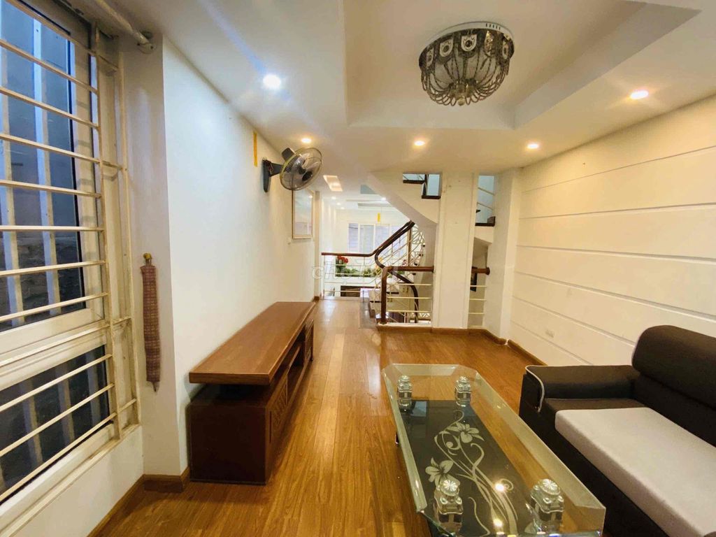 Ngõ 342 Khương Đình; 35m x 5 tầng, 4 ngủ, gần ô tô