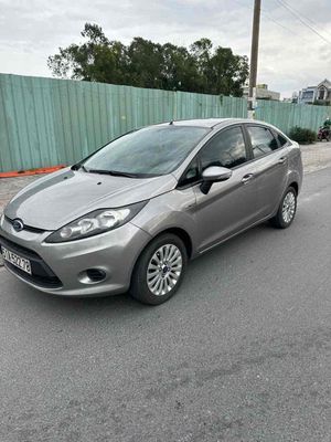 Ford Fiesta 5 chổ rin 100% cực mới. Mua bán Ô tô tại Thành phố Thuận An Bình Dương được đăng bởi Tuan Minh