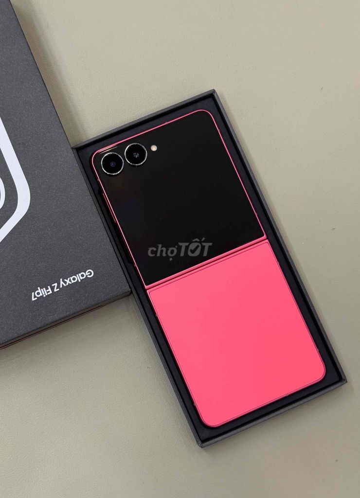 Samsung Z Flip 7 256GB Red Keng Đẹp Bh 12/2026. Mua bán Điện thoại tại Quận Thanh Khê Đà Nẵng được đăng bởi Thiện Lê TShop 16 Lê Đình Lý hình 1