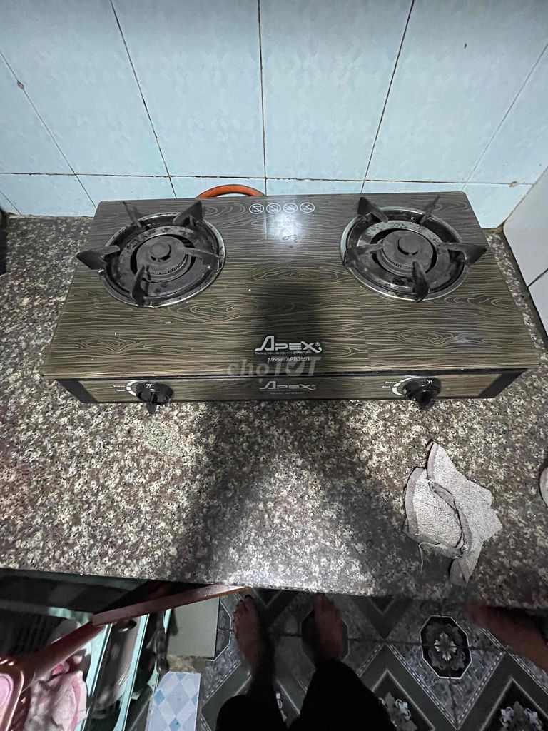 Bếp ga Apex APB3551 Nâu vân gỗ. Mua bán Bếp, lò, đồ điện nhà bếp tại Huyện Hóc Môn Tp Hồ Chí Minh được đăng bởi NGUYỄN VĂN VINH hình 1