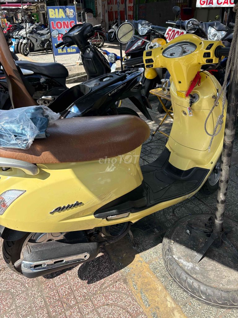 xe Elizanbet vàng may zin êm chạy nhe, áo đẹp. Mua bán Xe máy tại Quận 8 Tp Hồ Chí Minh được đăng bởi Long Hải hình 6