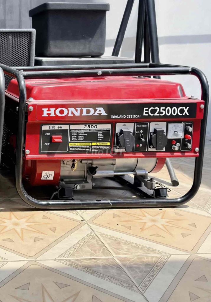 Máy phát điện Honda EC2500CX. Mua bán Đồ chuyên dụng, Giống nuôi trồng tại Quận Thanh Khê Đà Nẵng được đăng bởi Anh Long hình 1