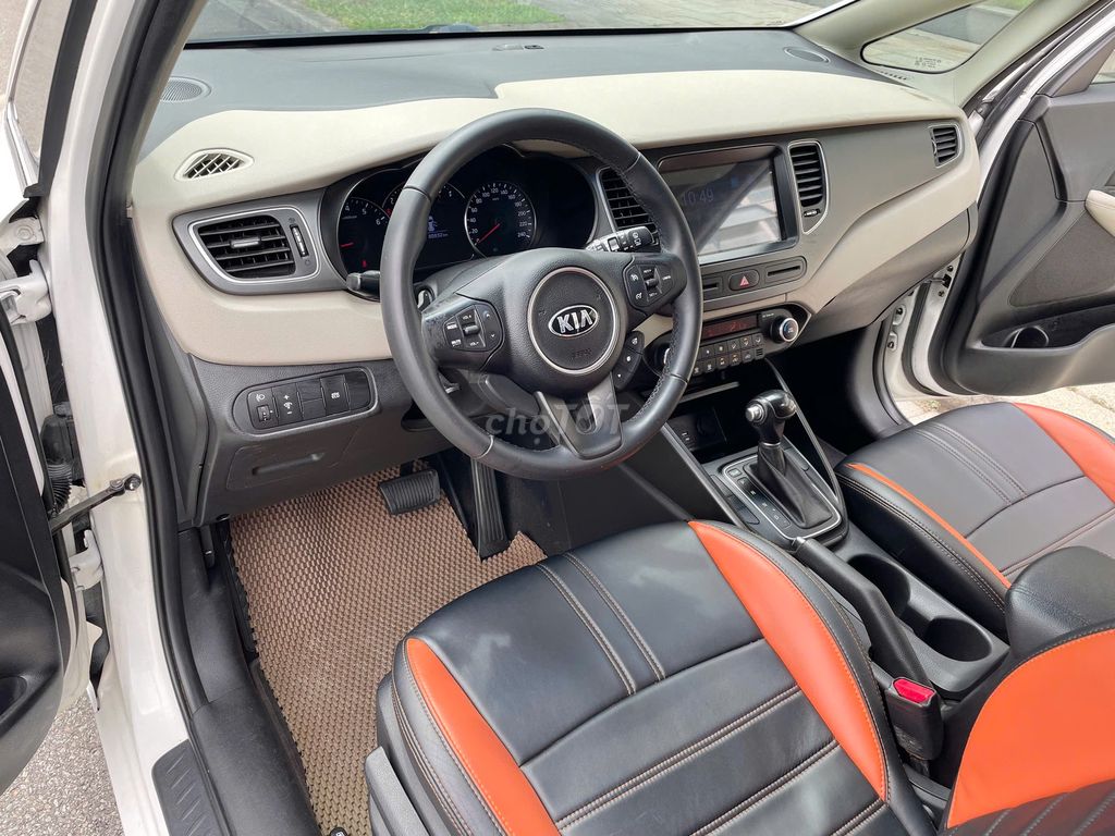 Kia Rondo 2.0AT 2017 - 80832 km. Mua bán Ô tô tại Quận Gò Vấp Tp Hồ Chí Minh được đăng bởi ĐỨC XE LƯỚT hình 4