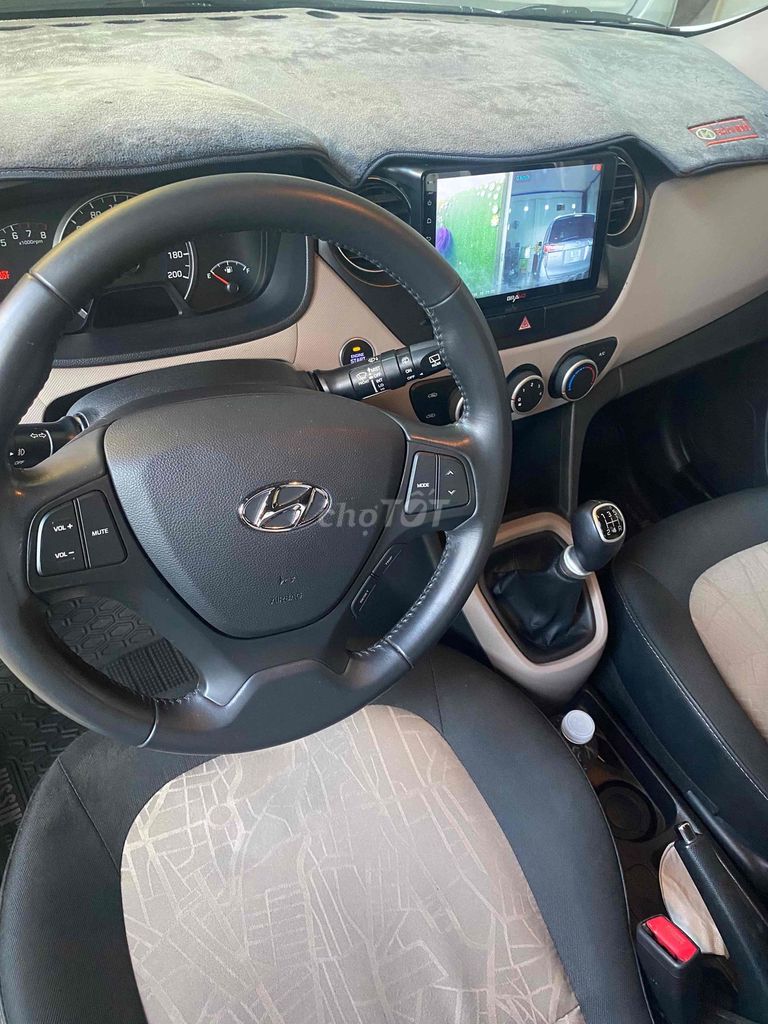 Hyundai Grand i10 2015 Trắng Số sàn. Mua bán Ô tô tại Huyện Định Quán Đồng Nai được đăng bởi Lethanh hình 2