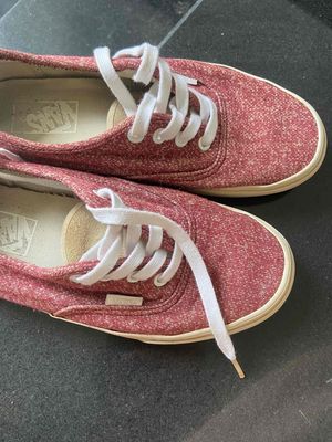 giày vans size 38. Mua bán Giày dép tại Quận Bình Thạnh Tp Hồ Chí Minh được đăng bởi Vân Nhi