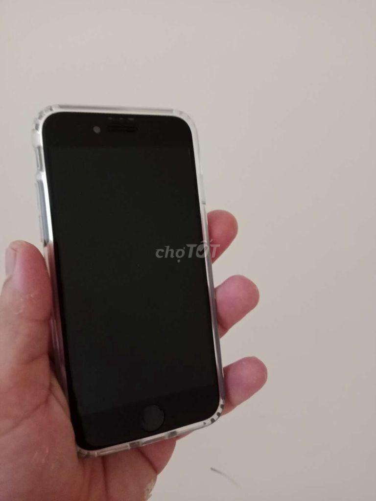 iPhone 7 Đen. Mua bán Điện thoại tại Thành phố Buôn Ma Thuột Đắk Lắk được đăng bởi Chào 47 hình 1